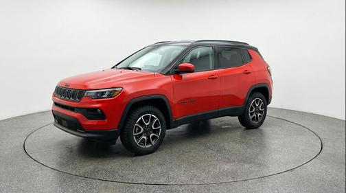 Red Hot Pearlcoat 2025 Jeep Compass Trailhawk