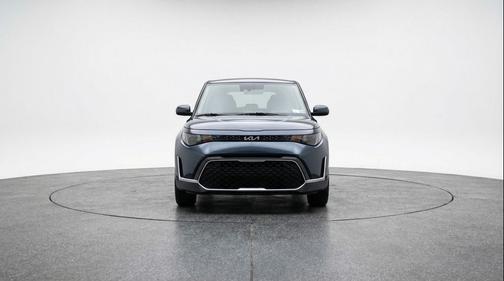 Gravity Gray 2025 Kia Soul LX