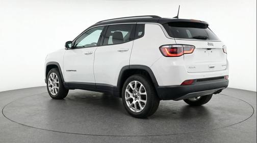 Bright White Clearcoat 2025 Jeep Compass Limited