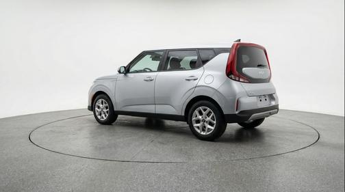 Steel Gray 2025 Kia Soul LX