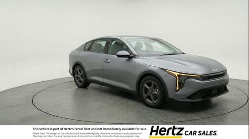 2025 Kia K4 LXS