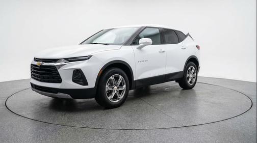 Summit White 2025 Chevrolet Blazer 2LT