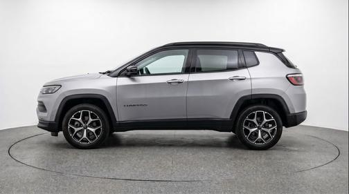 Silver Zynith Metallic Clearcoat 2025 Jeep Compass Limited