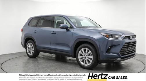 Storm Cloud 2025 Toyota Highlander LE