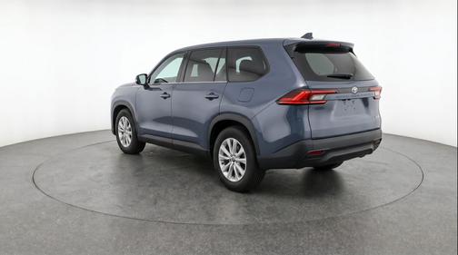 Storm Cloud 2025 Toyota Highlander LE