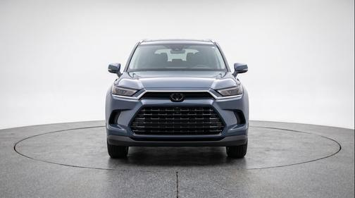 Storm Cloud 2025 Toyota Highlander LE