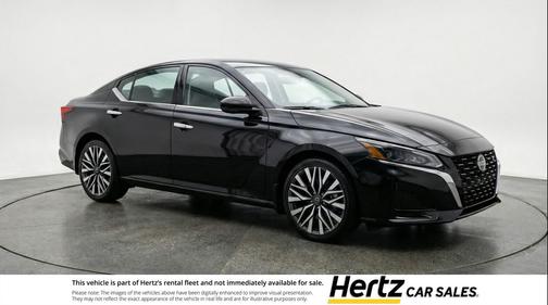 Super Black 2025 Nissan Altima SV FWD