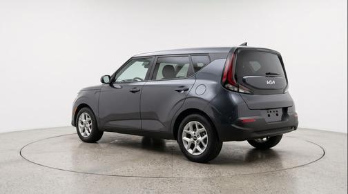 Gravity Gray 2025 Kia Soul LX