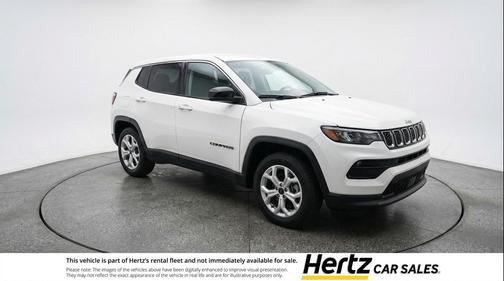 Bright White Clearcoat 2025 Jeep Compass Latitude