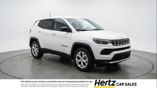 Bright White Clearcoat 2025 Jeep Compass Latitude