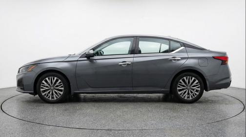 Gun Metallic 2025 Nissan Altima SV FWD