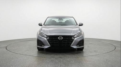Gun Metallic 2025 Nissan Altima SV FWD