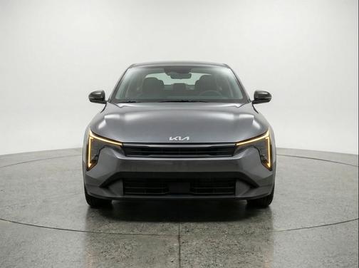 Interstellar Gray 2025 Kia K4 LXS