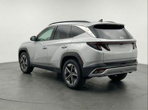 Shimmering Silver 2025 Hyundai TUCSON SEL