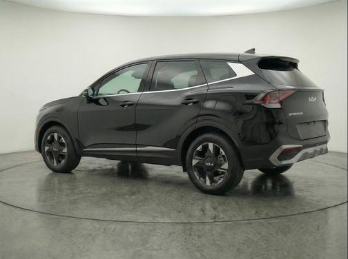Ebony Black 2026 Kia Sportage LX