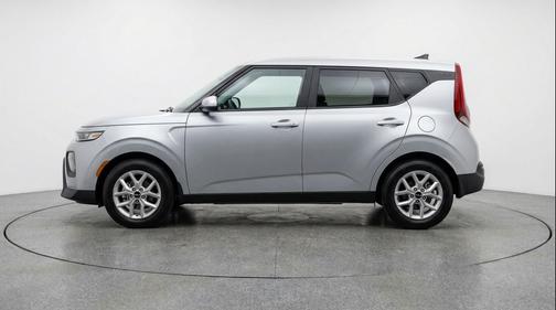 Steel Gray 2025 Kia Soul LX