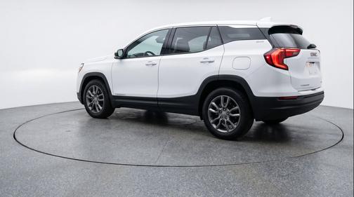 Summit White 2024 GMC Terrain SLT