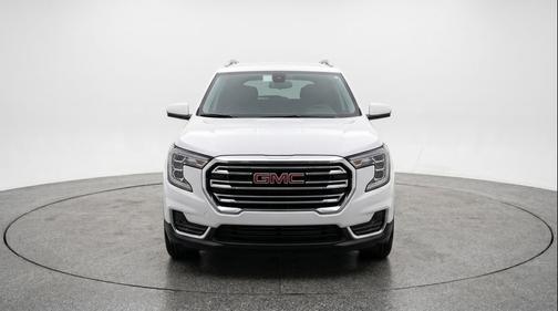 Summit White 2024 GMC Terrain SLT