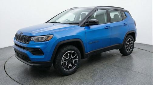 Hydro Blue Pearlcoat 2025 Jeep Compass Trailhawk