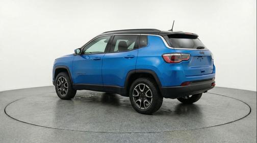 Hydro Blue Pearlcoat 2025 Jeep Compass Trailhawk