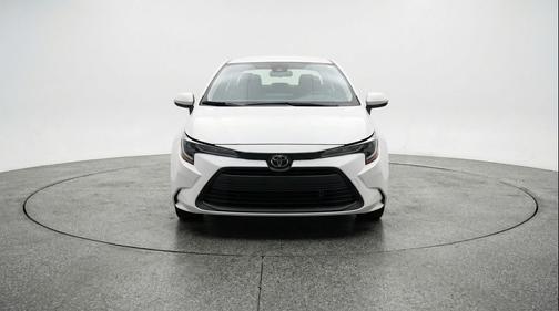 Ice Cap 2025 Toyota Corolla LE