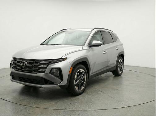 Shimmering Silver 2025 Hyundai TUCSON SEL