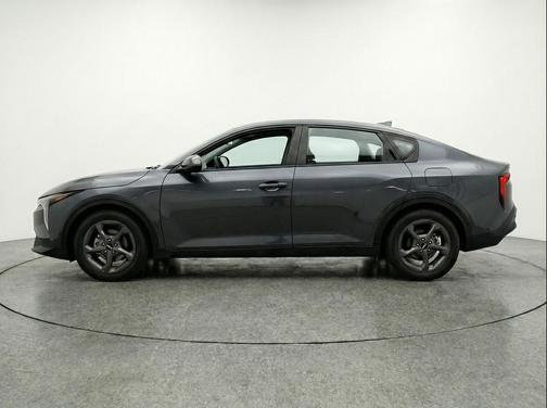 Interstellar Gray 2025 Kia K4 LXS