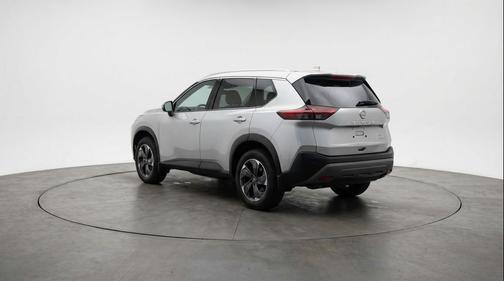 Brilliant Silver Metallic 2025 Nissan Rogue SV