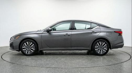 Gun Metallic 2025 Nissan Altima SV FWD