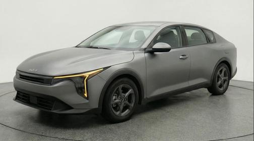 Morning Haze 2025 Kia K4 LXS