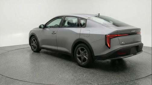 Morning Haze 2025 Kia K4 LXS