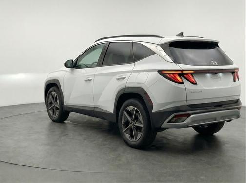 Serenity White Pearl 2025 Hyundai TUCSON SEL