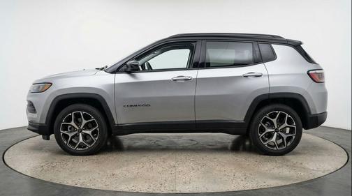 Silver Zynith Metallic Clearcoat 2025 Jeep Compass Limited