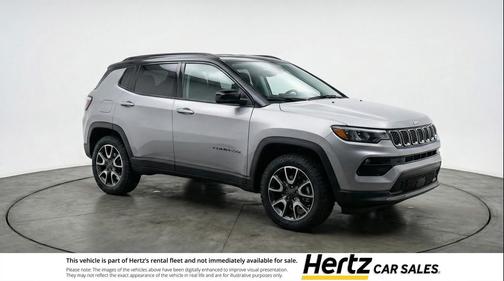 Silver Zynith Metallic Clearcoat 2025 Jeep Compass Trailhawk