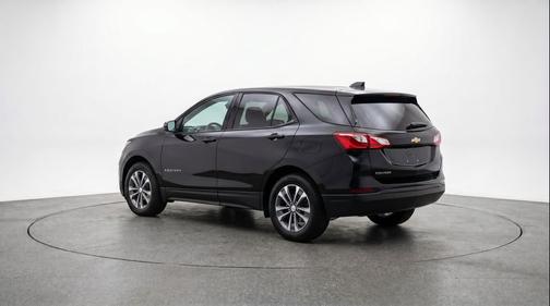 Mosaic Black Metallic 2025 Chevrolet Equinox 1LT