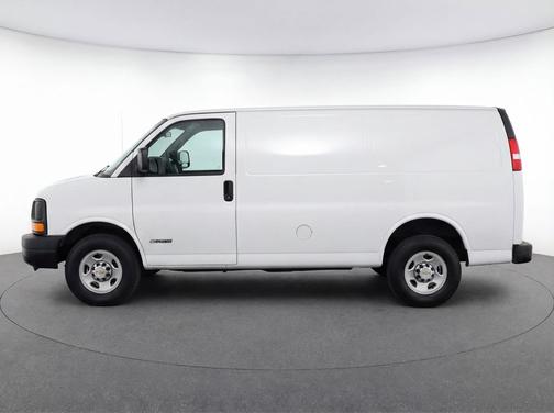 Summit White 2025 Chevrolet Express 3500 RWD 3500 Extended Wheelbase LT