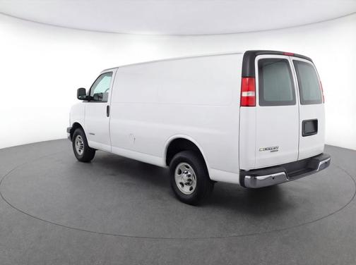 Summit White 2025 Chevrolet Express 3500 RWD 3500 Extended Wheelbase LT