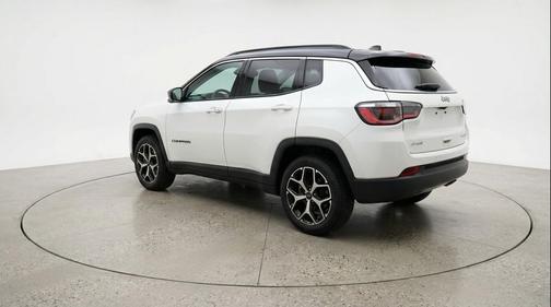 Bright White Clearcoat 2025 Jeep Compass Limited