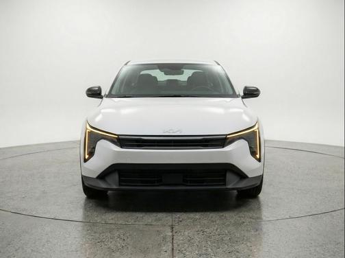 Snow White Pearl 2025 Kia K4 LXS