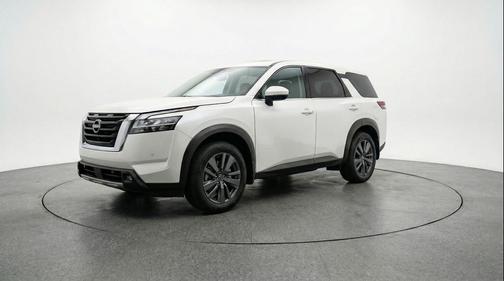 Brilliant Silver Metallic 2025 Nissan Pathfinder SV FWD