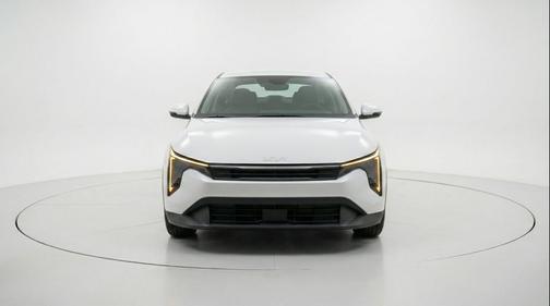 Snow White Pearl 2025 Kia K4 LXS