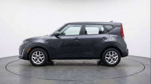 Gravity Gray 2025 Kia Soul LX