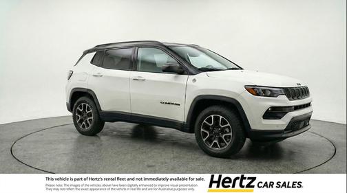 Bright White Clearcoat 2025 Jeep Compass Trailhawk