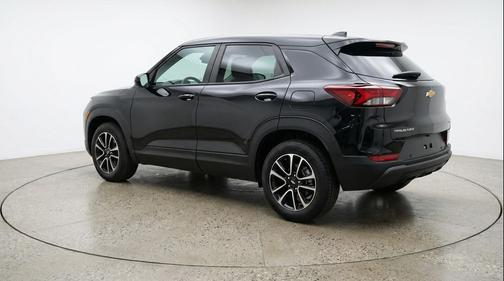 Mosaic Black Metallic 2025 Chevrolet Trailblazer LT