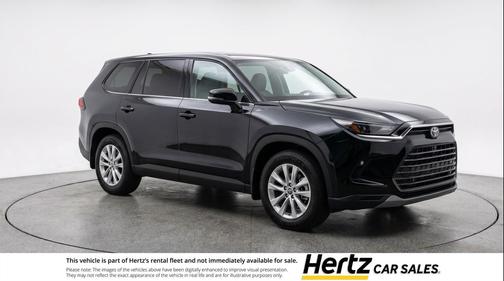Midnight Black Metallic 2025 Toyota Highlander LE
