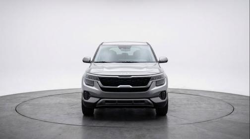 Steel Gray 2025 Kia Seltos S