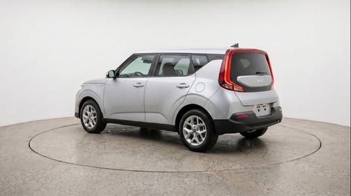 Steel Gray 2025 Kia Soul LX