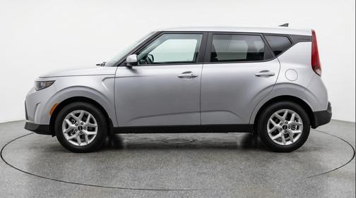 Steel Gray 2025 Kia Soul LX
