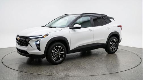 Summit White 2025 Chevrolet Trailblazer LT