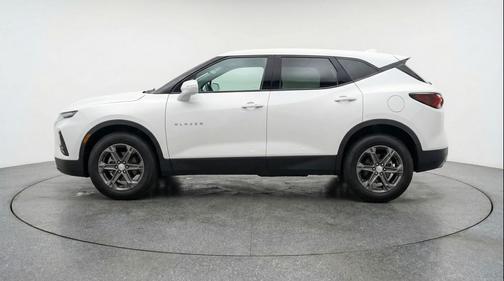 Summit White 2025 Chevrolet Blazer 2LT